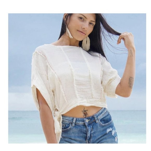 Tops - Yaah beach wear linen white top crop top tie